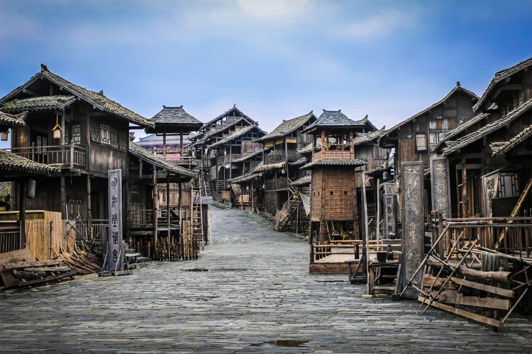 少妇AAA级久久久无码精品片