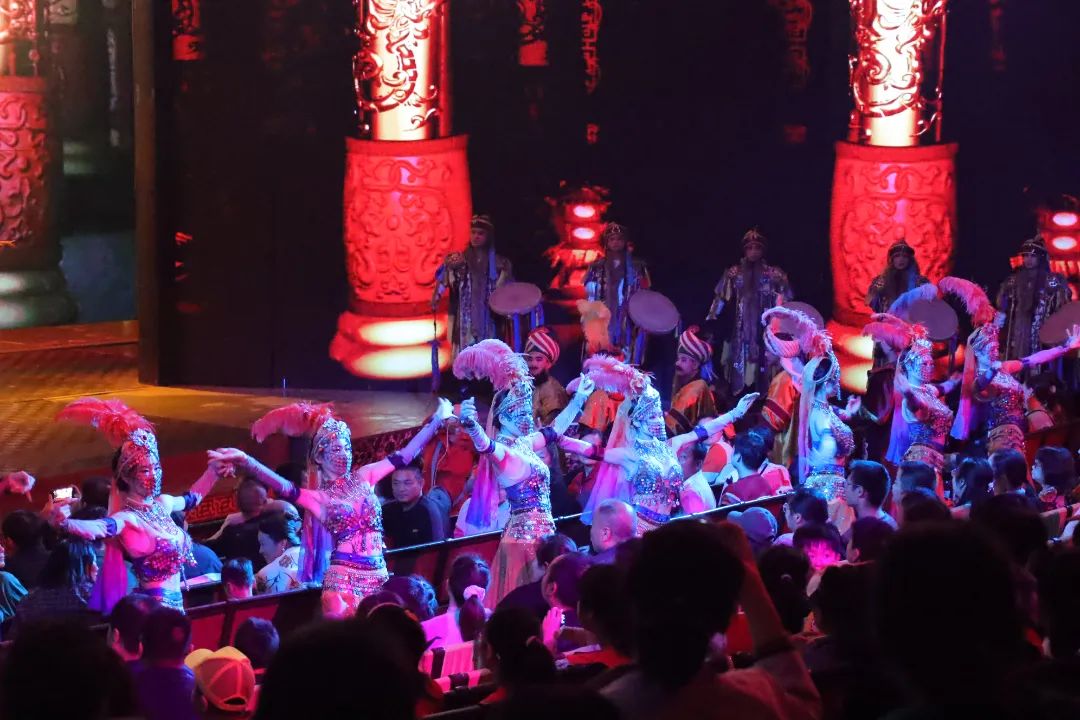 少妇AAA级久久久无码精品片