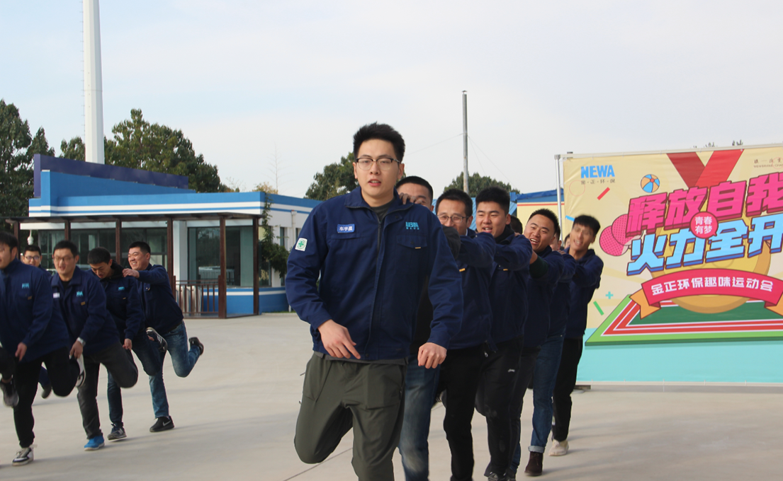 少妇AAA级久久久无码精品片