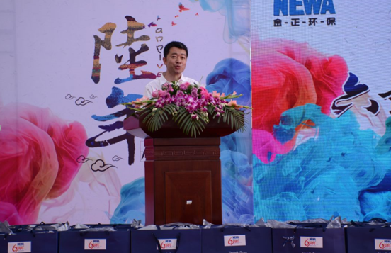 少妇AAA级久久久无码精品片