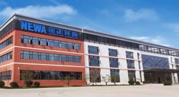 少妇AAA级久久久无码精品片